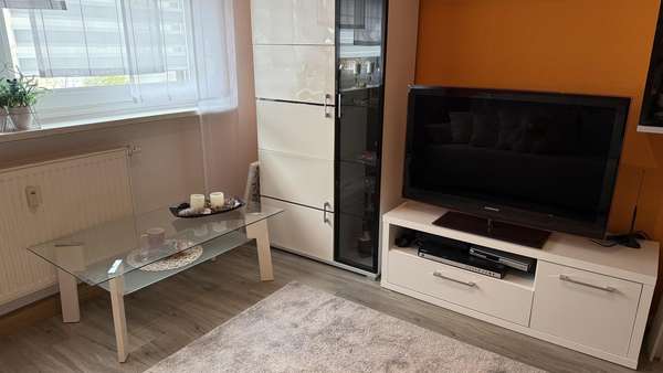 Schlafzimmer Schlafzimmer - Etagenwohnung in 08132 Mülsen mit 69m² kaufen