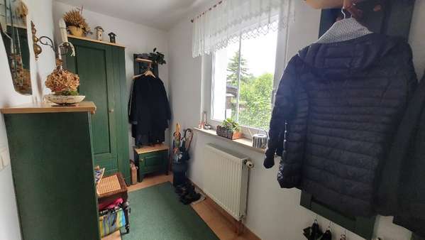 Vorbau/Eingangsbereich - Einfamilienhaus in 08491 Netzschkau mit 136m² kaufen