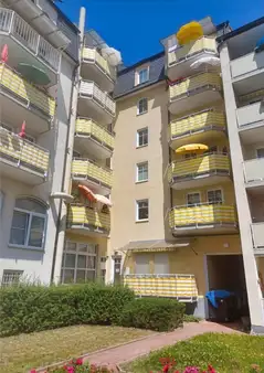 Zweiraumwohnung mit Fahrstuhl und Balkon! 