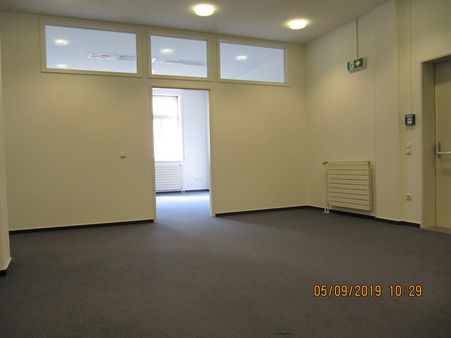 null - Büro in 08468 Reichenbach mit 143m² mieten
