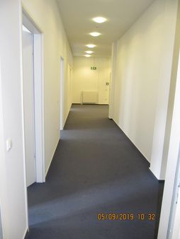 null - Büro in 08468 Reichenbach mit 143m² mieten