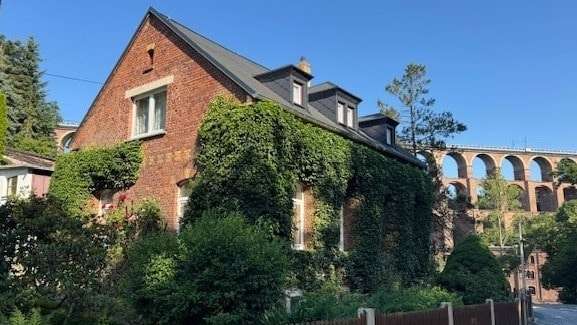 Giebelseite Giebelseite - Einfamilienhaus in 08491 Netzschkau mit 115m² kaufen