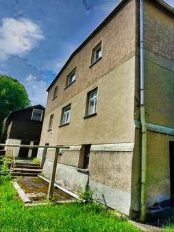 Rückseite - Zweifamilienhaus in 08209 Auerbach mit 160m² kaufen