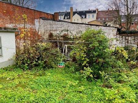 Gartenbereich - Zweifamilienhaus in 08223 Falkenstein mit 140m² kaufen