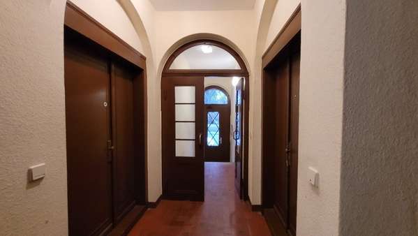 Eingangsbereich - Etagenwohnung in 08525 Plauen mit 56m² kaufen
