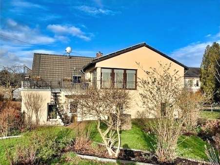 Hausansicht Hausansicht - Einfamilienhaus in 08485 Lengenfeld mit 168m² kaufen