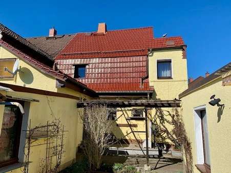 Hausansicht - Doppelhaushälfte in 08468 Reichenbach mit 94m² kaufen
