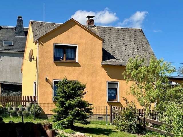 Titelbild Titelbild - Einfamilienhaus in 08239 Oberlauterbach mit 80m² kaufen