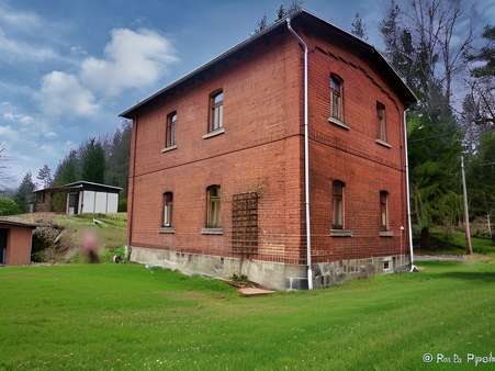 Wohnhaus - Einfamilienhaus in 08261 Schöneck mit 110m² kaufen