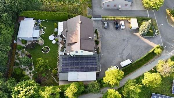 Anwesen - Zweifamilienhaus in 08468 Reichenbach mit 245m² kaufen