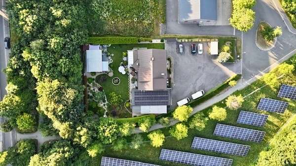 Anwesen - Zweifamilienhaus in 08468 Reichenbach mit 245m² kaufen