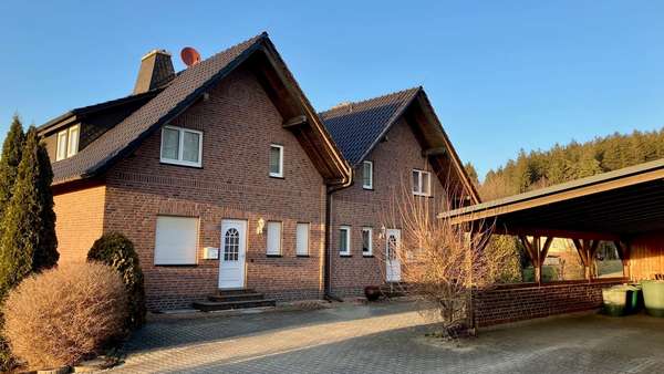 Gesamtansicht - Zweifamilienhaus in 08209 Auerbach mit 145m² kaufen