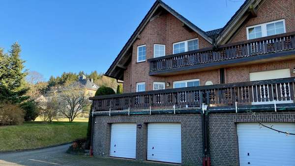 Rückansicht - Zweifamilienhaus in 08209 Auerbach mit 145m² kaufen