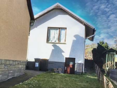 Garage - Einfamilienhaus in 08223 Falkenstein mit 120m² kaufen