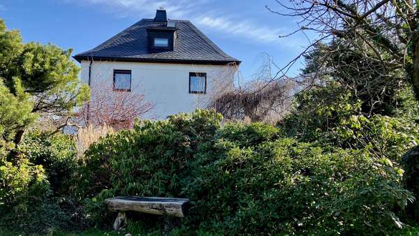 Rückansicht aus dem Garten - Einfamilienhaus in 08223 Falkenstein mit 130m² kaufen