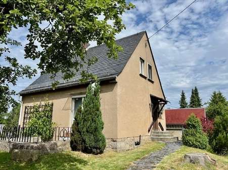Hausansicht Hausansicht - Einfamilienhaus in 08496 Neumark mit 78m² kaufen