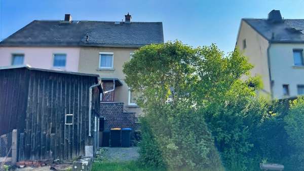 Rückseite - Doppelhaushälfte in 08233 Treuen mit 70m² kaufen