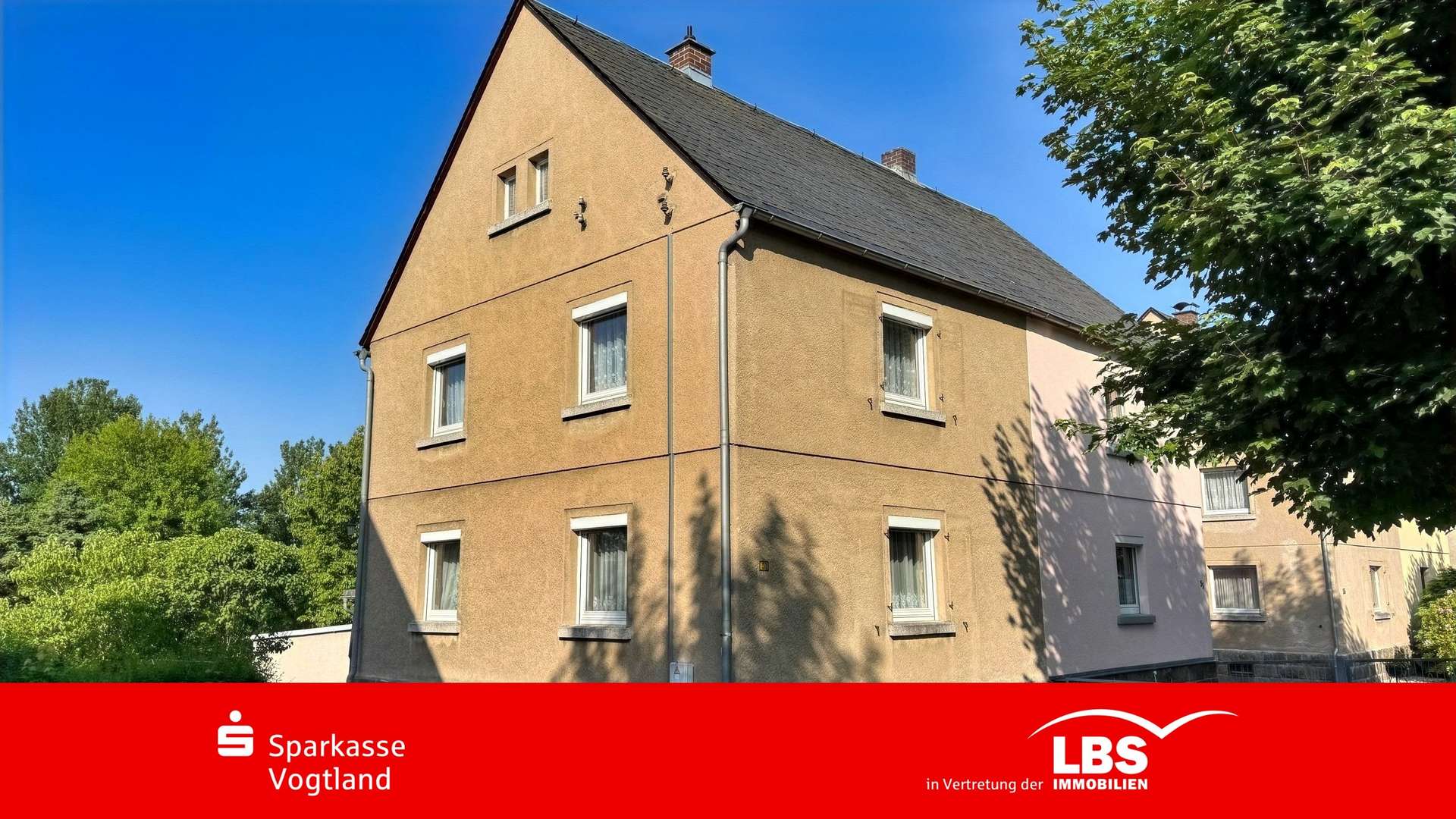 Seitenansicht - Doppelhaushälfte in 08233 Treuen mit 70m² kaufen