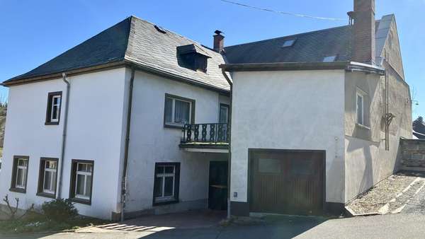 Seitenansicht - Einfamilienhaus in 08236 Ellefeld mit 113m² kaufen