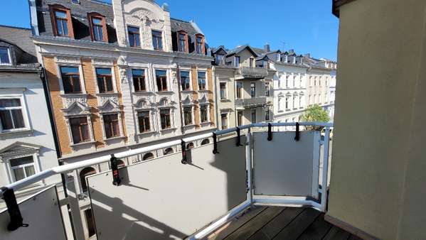 sonniger Balkon  - Maisonette-Wohnung in 08523 Plauen mit 87m² kaufen