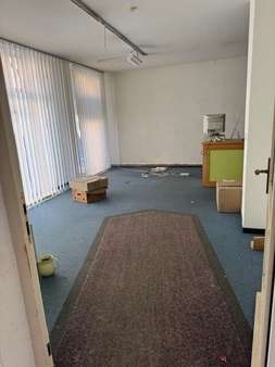 Gewerbe EG - Mehrfamilienhaus in 08626 Adorf mit 108m² kaufen