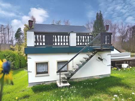 Rückseite - Einfamilienhaus in 08606 Oelsnitz mit 94m² kaufen
