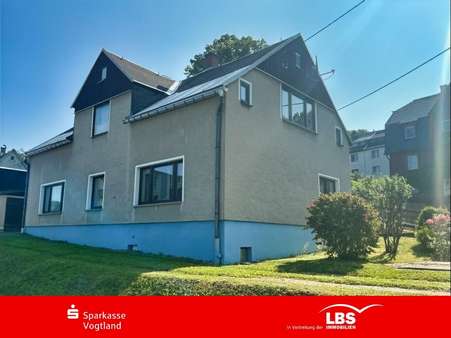 Seitenansicht - Einfamilienhaus in 08248 Klingenthal mit 120m² kaufen