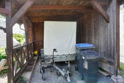 Carport - Zweifamilienhaus in 08248 Klingenthal mit 200m² kaufen