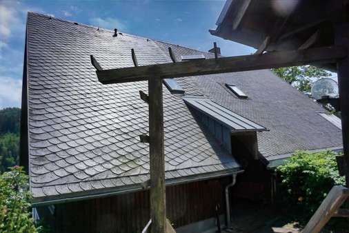 Naturschieferdach - Zweifamilienhaus in 08248 Klingenthal mit 200m² kaufen