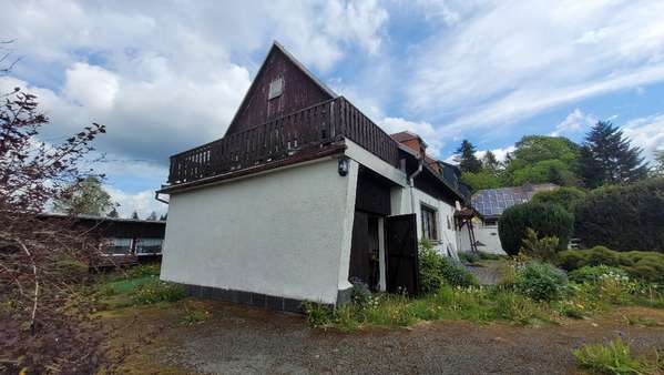 Giebel mit Terrasse Giebel mit Terrasse - Doppelhaushälfte in 08261 Schöneck mit 100m² kaufen