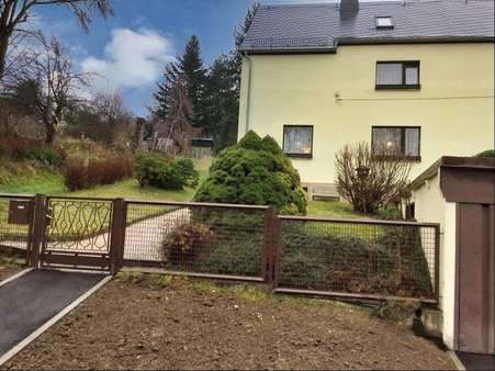 Straßenansicht - Doppelhaushälfte in 08538 Weischlitz mit 70m² kaufen