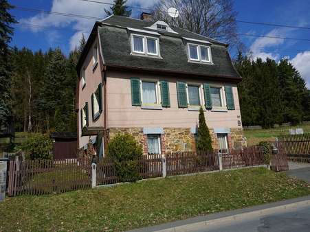 Straßenansicht - Einfamilienhaus in 08258 Markneukirchen mit 80m² kaufen