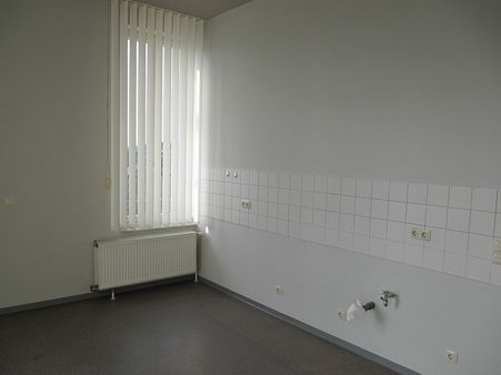 null - Büro in 08233 Treuen mit 130m² mieten
