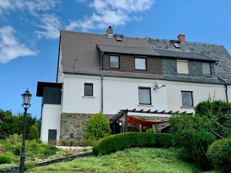 Hausansicht Hausansicht - Doppelhaushälfte in 08499 Mylau mit 84m² kaufen