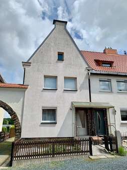 Hausansicht Hausansicht - Reihenendhaus in 08468 Reichenbach mit 65m² kaufen
