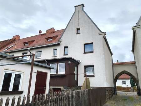 Hausansicht Hausansicht - Reihenendhaus in 08468 Reichenbach mit 65m² kaufen