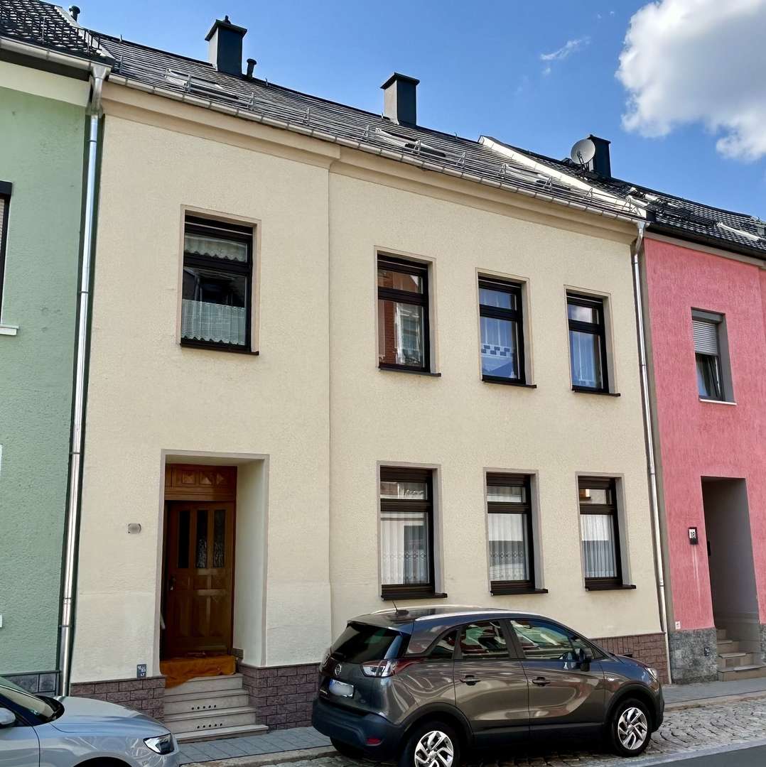 Titelbild - Zweifamilienhaus in 08223 Falkenstein mit 160m² kaufen