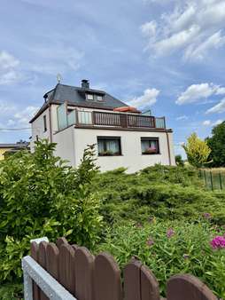 Gebäudeansicht von Zufahrt Gebäudeansicht von Zufahrt - Einfamilienhaus in 08491 Limbach mit 120m² kaufen