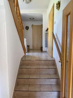 Treppenaufgang Treppenaufgang - Einfamilienhaus in 08491 Limbach mit 120m² kaufen