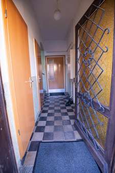 Flur Flur - Einfamilienhaus in 08248 Klingenthal mit 110m² kaufen