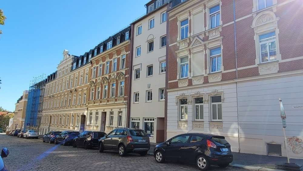 Straßenansicht Straßenansicht - Etagenwohnung in 08525 Plauen mit 75m² kaufen