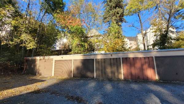 Garagen vermietet - Service in 08523 Plauen mit 1212m² kaufen