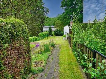 Garten - Reihenendhaus in 08626 Adorf mit 194m² kaufen