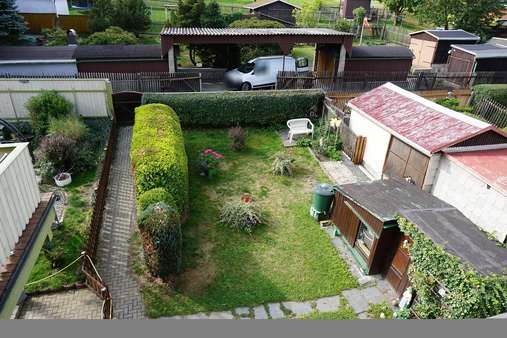 Blick in den garten - Reihenmittelhaus in 08258 Markneukirchen mit 178m² kaufen