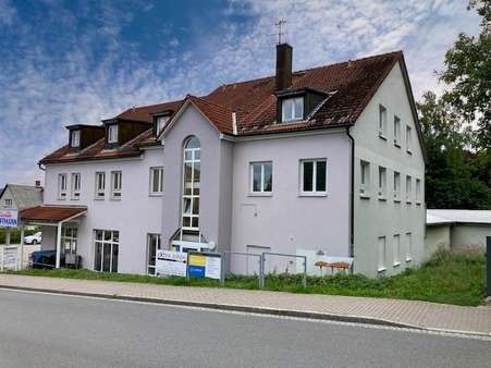 Straßenansicht - Wohn- / Geschäftshaus in 08209 Auerbach mit 179m² als Kapitalanlage kaufen