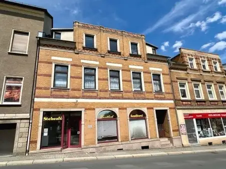 Mehrfamilienhaus mit Laden und 2 freien Wohnungen !