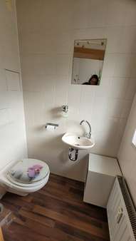 Außen-WC - Mehrfamilienhaus in 08233 Treuen mit 164m² kaufen