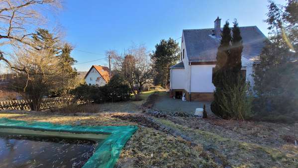 Blick vom Garten - Einfamilienhaus in 08529 Plauen mit 111m² kaufen