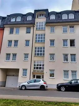 Eigentumswohnung mit Fahrstuhl und Balkon !
