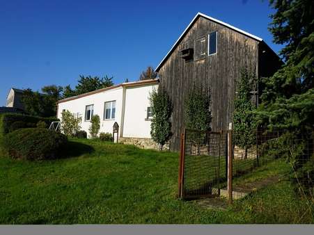 Nebengebäude  mit Scheune - Einfamilienhaus in 08223 Werda mit 200m² kaufen